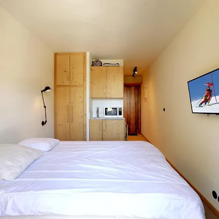Apartment Neuf Cosy A 1850 Avec Parking Et Wi-fi - Fr-1-575-92 Courchevel